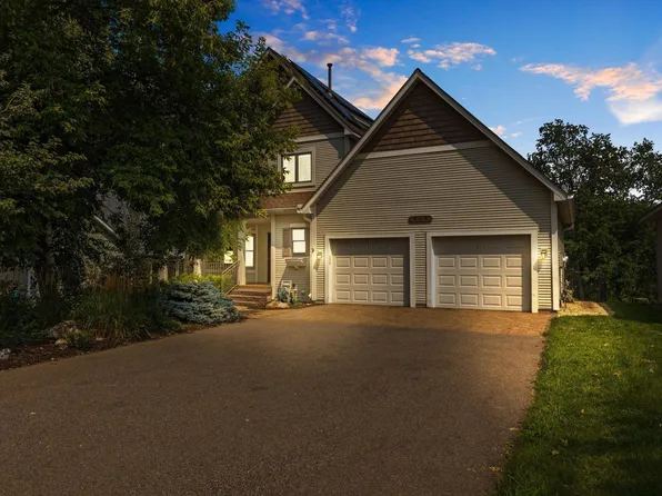 606 Sterling St S, Maplewood, MN 55119