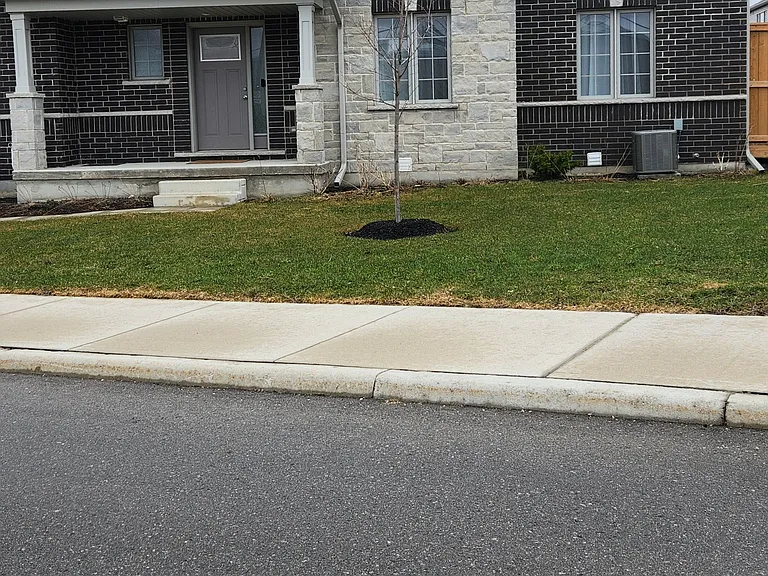 1 Mill St W #1 — Photo 38