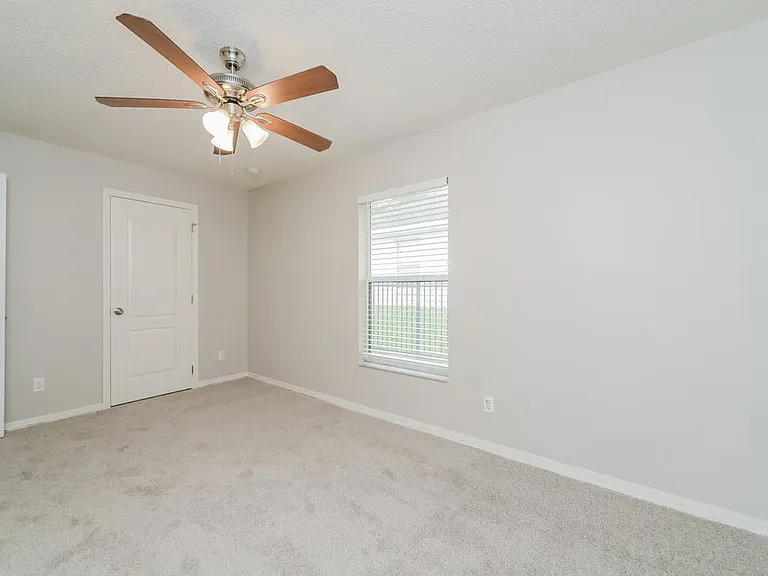 1923 Southern Oak Loop — Photo 13