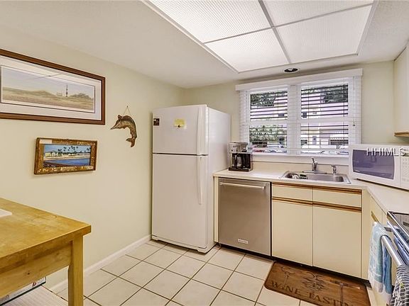 5th image of 4 Wimbledon Ct APT 103