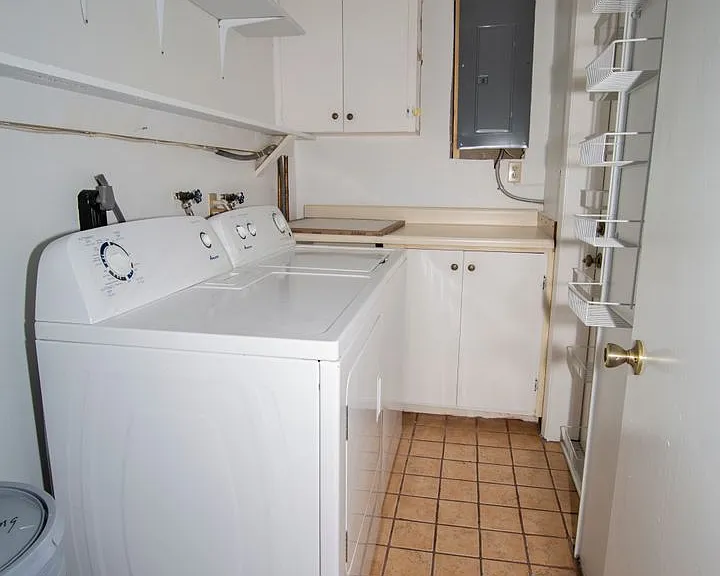 601 Shady Lane Dr — Photo 13