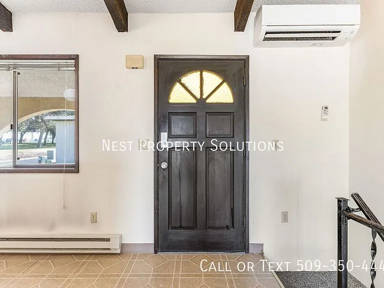 101 Wildflower St NE #3 — Photo 4