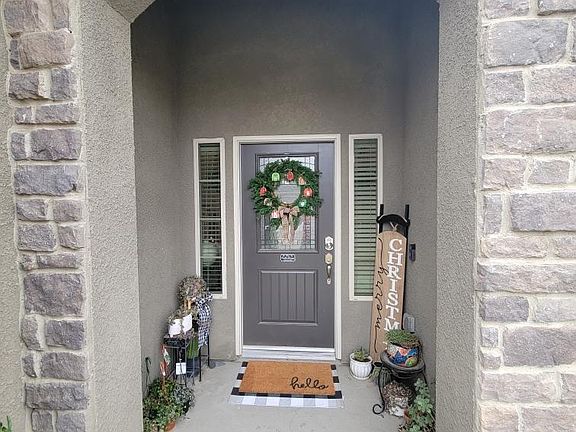 2nd image of 2043 W Humboldt Dr