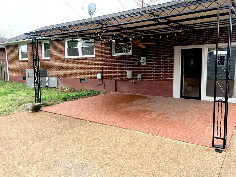 530 Annex Ave — Photo 16