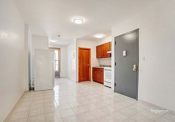 2nd image of 234 4th Ave APT 3R