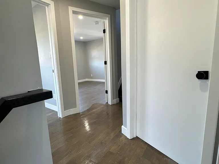 91 Brower Ave — Photo 14