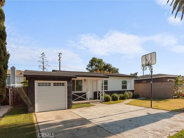 2322 W Borchard Ave, Santa Ana, CA 92704