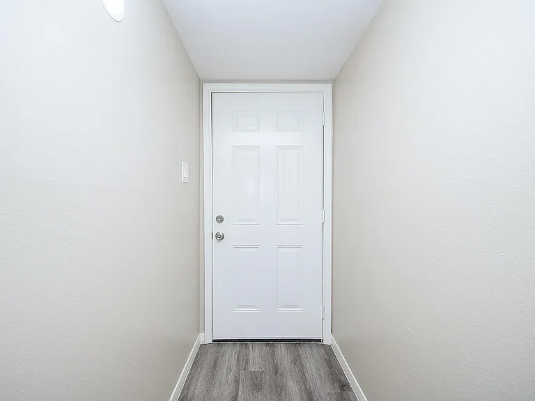 12610 Plum Meadow Ln — Photo 2
