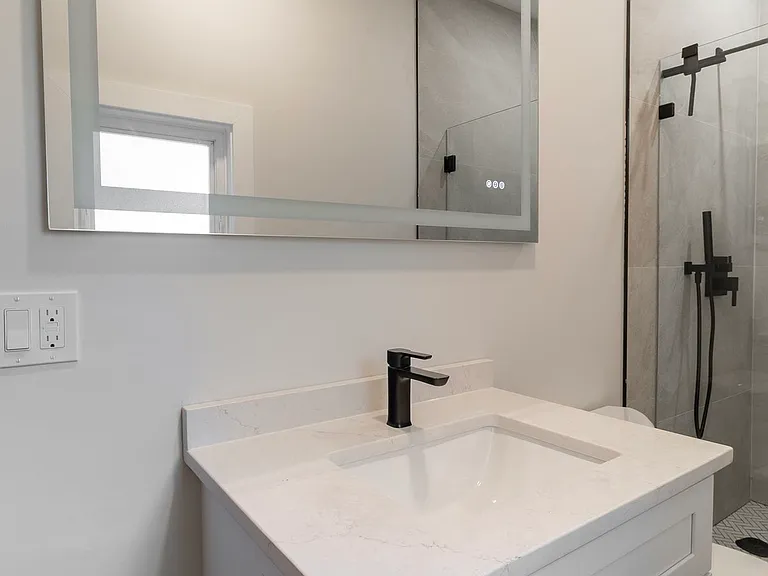 8 Walnut Park #A — Photo 15