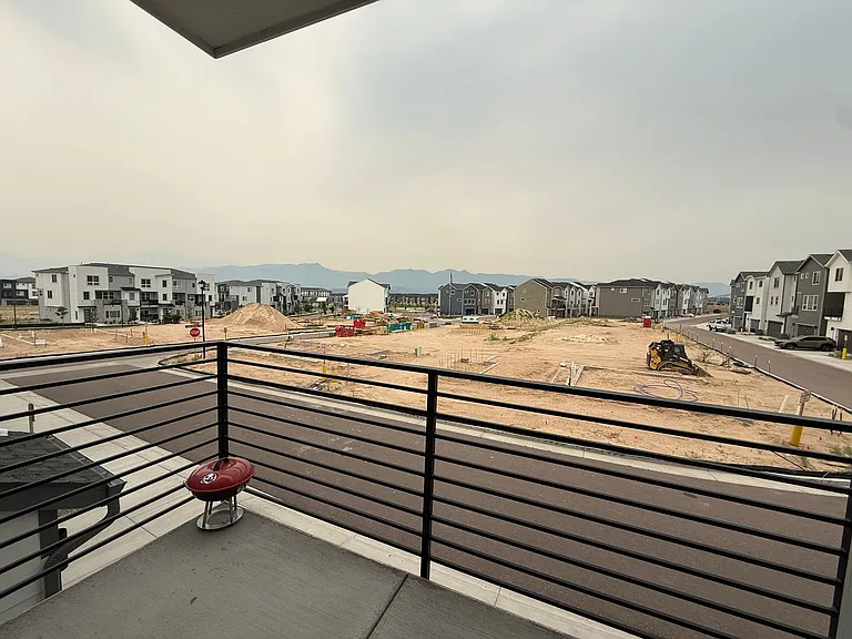 2143 Arikaree Hts — Photo 12