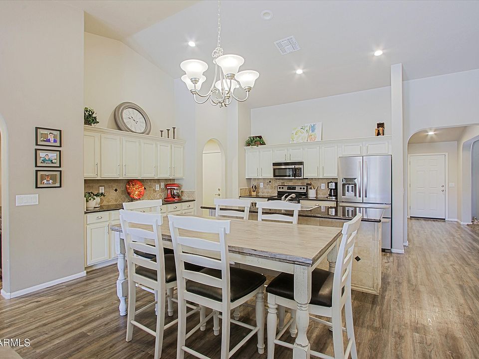 1st image of 4109 E CAMDEN Avenue