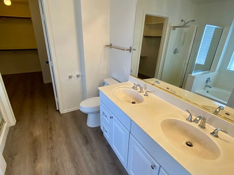 12637 W Cambridge Ave — Photo 21
