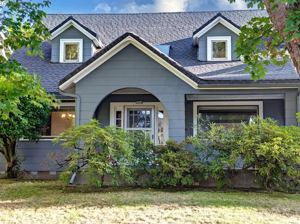 3914 NE Laddington Ct, Portland, OR 97232