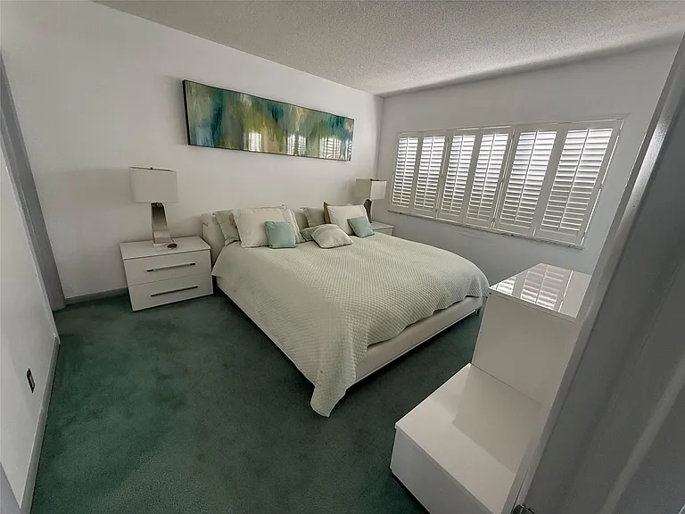4117 Bougainvilla Dr #415 — Photo 2