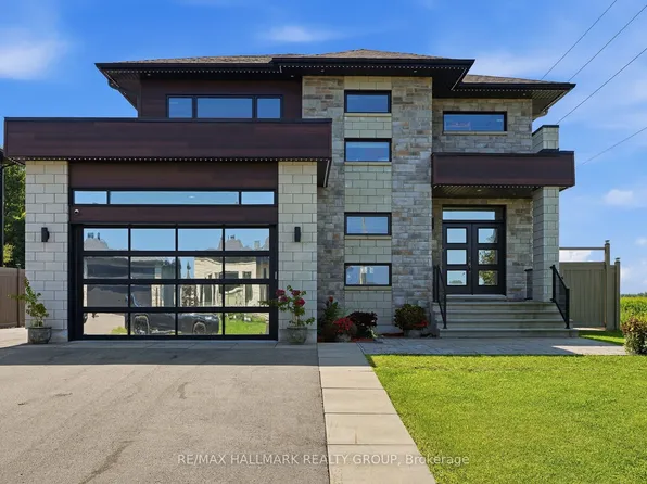 300 Dore St, Casselman, ON K0A 1M0