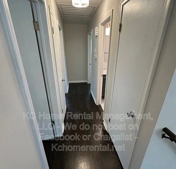 5012 Powell Ave — Photo 28