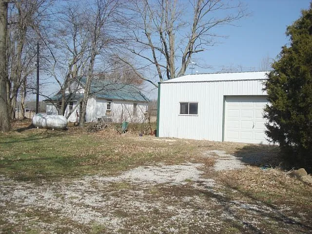 22054 E 400th Ave photo 1