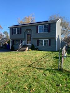111 Warrenton St, Springfield, MA, 01109