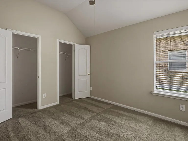 8515 Clarkman Ridge Ln — Photo 26