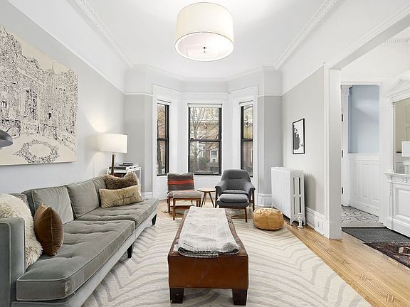 3rd image of 42 Midwood St
