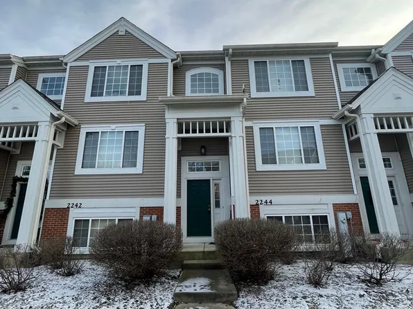 2244 Daybreak Dr, Aurora, IL 60503