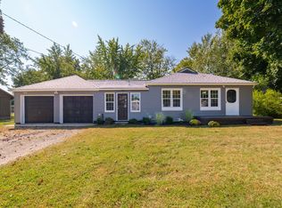 5763 Graves St, Waterford, MI 48327