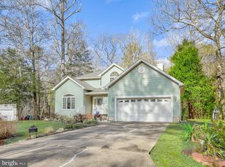 4 Fleet Ct, Ocean Pines, MD 21811