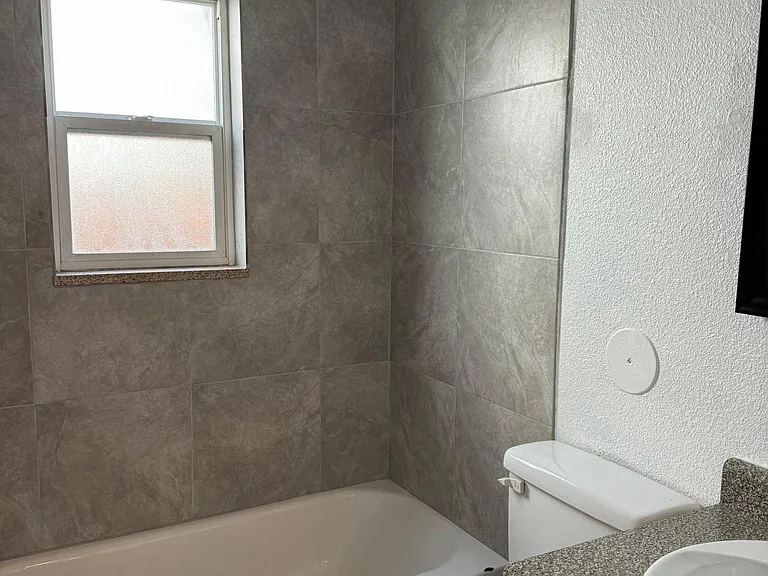 1419 Detroit St #11 — Photo 19