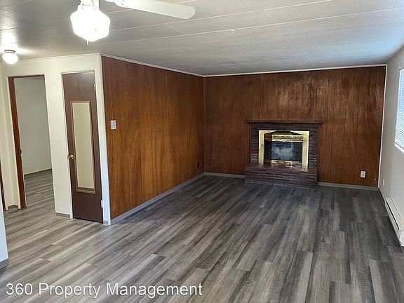4th image of 93 NE Kettle St APT A2