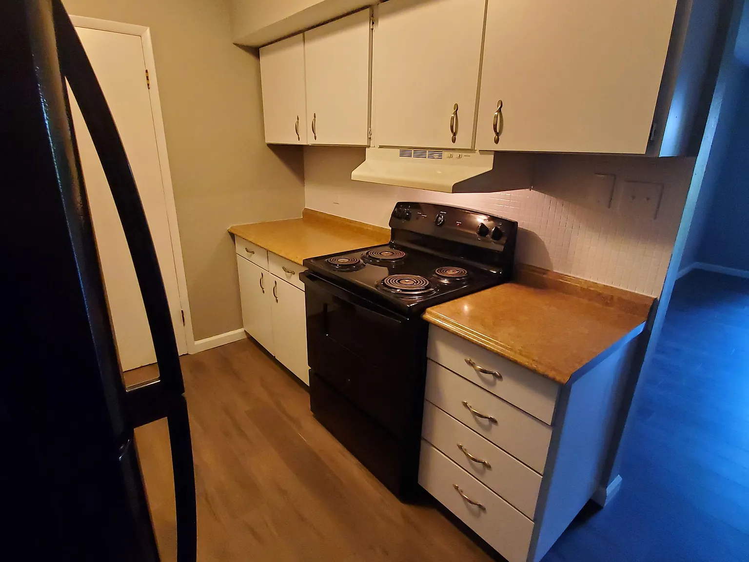 2 bed, 875 sqft, $1,400 — Photo 4