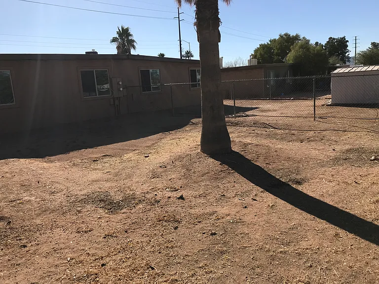 712 W Glenn St — Photo 10