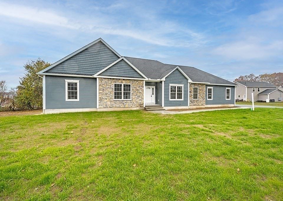 12 Damato Way Agawam, MA, 01001 Apartments for Rent Zillow