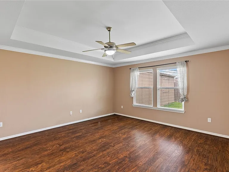 3909 Los Arroyos Dr — Photo 9
