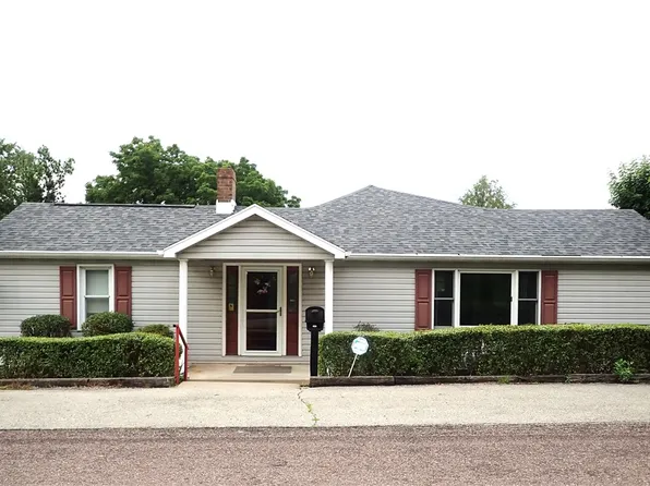 170 Club York Rd, Uniontown, PA 15401