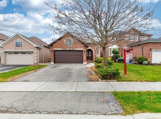 69 Red Maple Dr, Brampton, ON L6X4M1