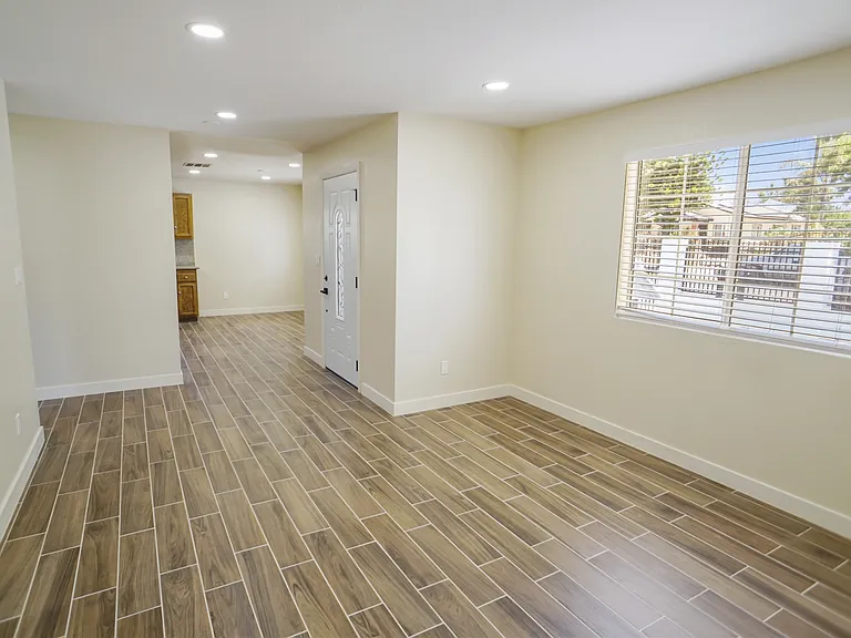 10561 El Dorado Ave — Photo 1