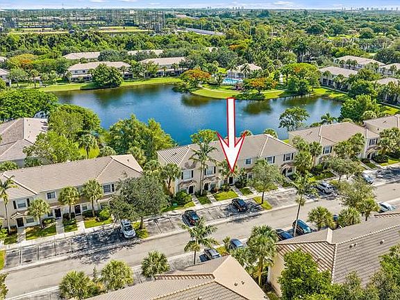 3rd image of 5052 Palmbrooke Cir