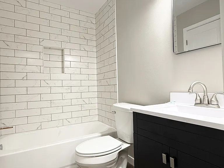 2060 Allen Blvd #25 — Photo 4