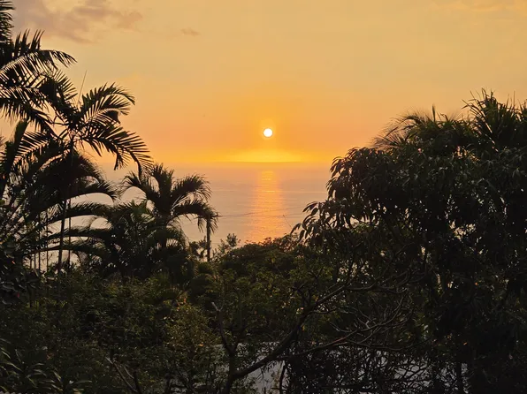 87-3197 Boki Rd, Captain Cook, HI 96704