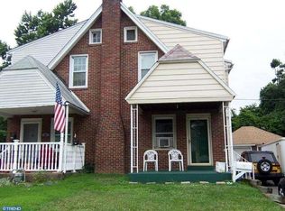 12 W Garrison Rd, Brookhaven, PA 19015