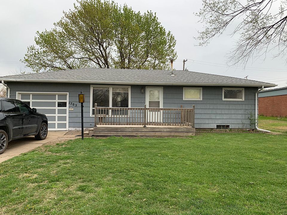 1st image of 1705 Dover Cir