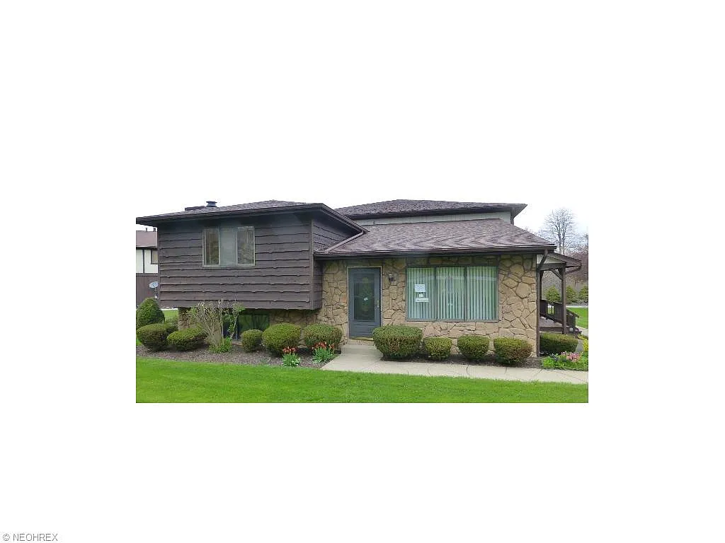 7302-5 Oakwood Dr photo 1