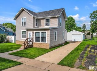 105 N 2nd St, Dunlap, IL 61525