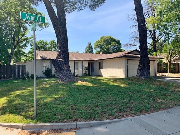 2nd image of 805 Avon Ct