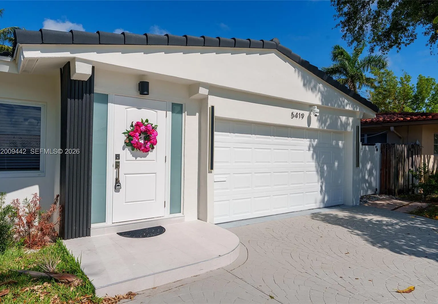 Coral Ridge Add — Photo 2