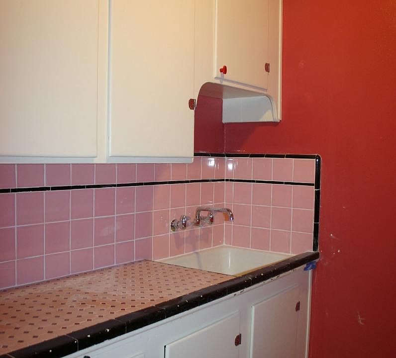 2nd image of 124 S Main St #Wilmont
