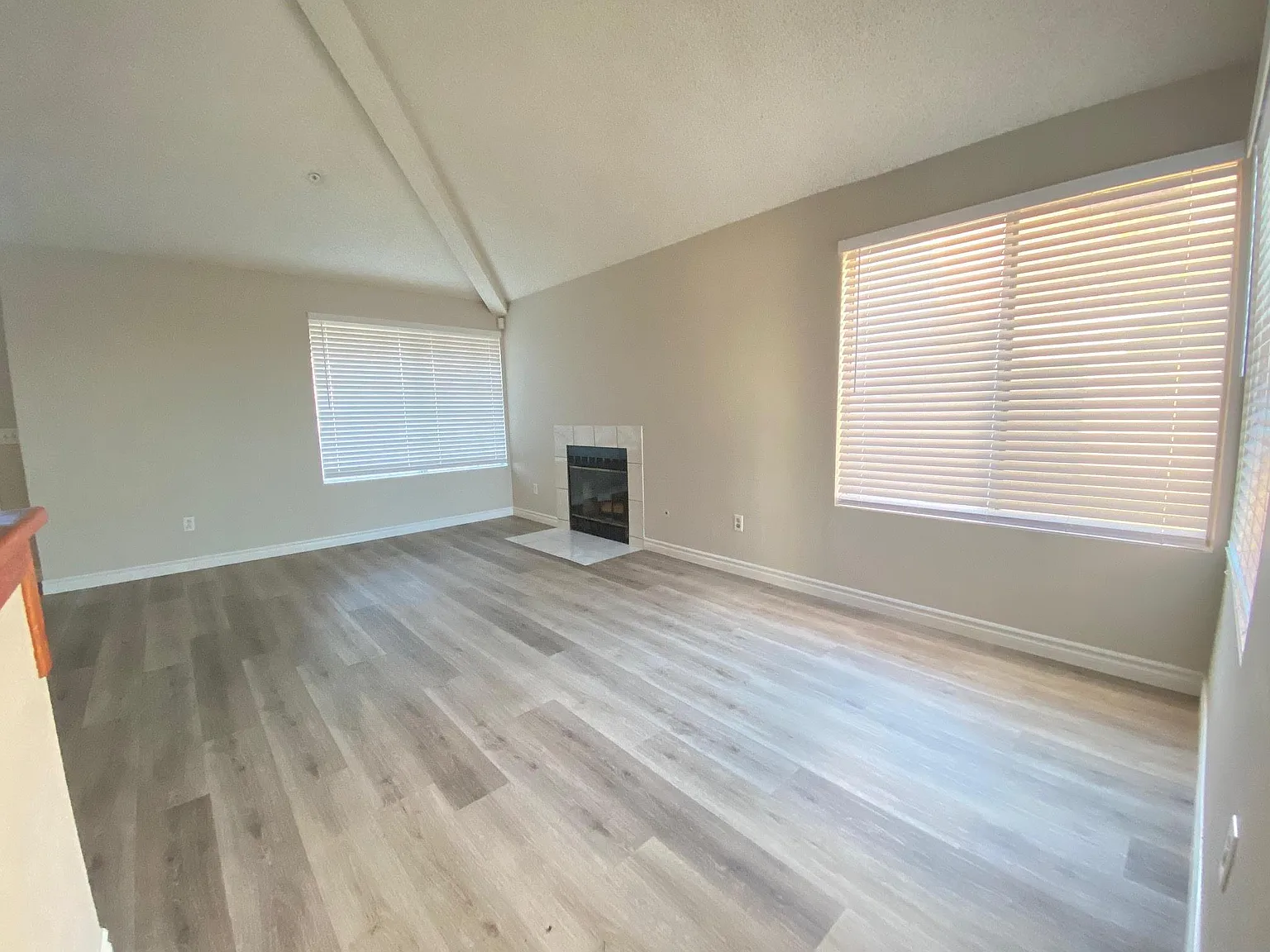 4 bed, 1699 sqft, $3,495 — Photo 4