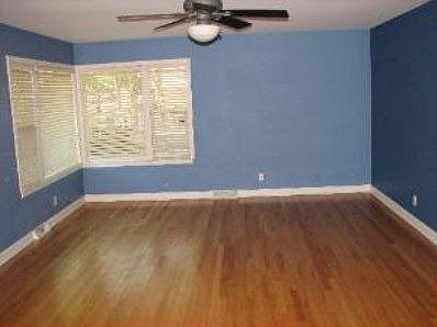 3rd image of 10658 Canterbury St