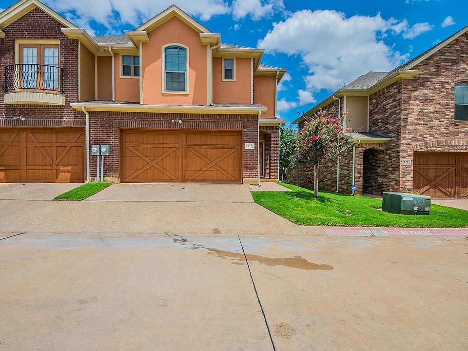 1st image of 225 Corinna Ct