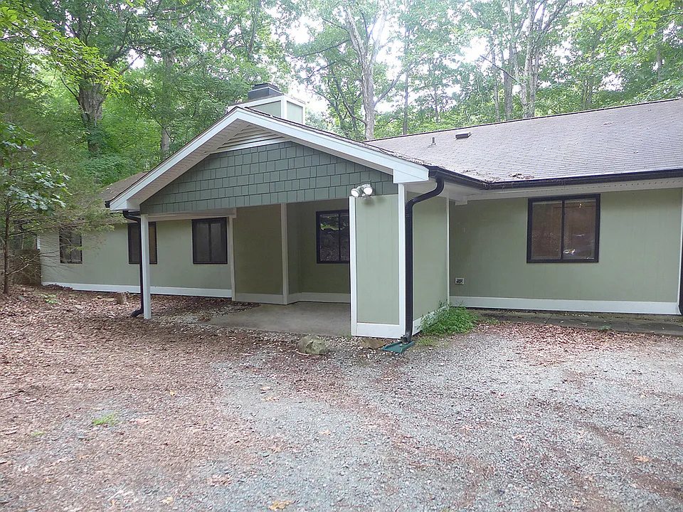 913 Shadylawn Rd #A